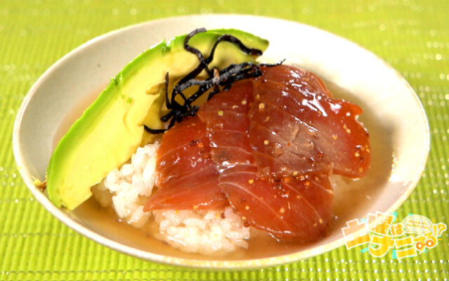 【土曜は何する】ご飯のお供レシピまとめ|エビチリ 餃子肉みそ きのこなめたけ マグロ洋風漬け 半熟卵キムチ漬け ニラしょうゆ漬け